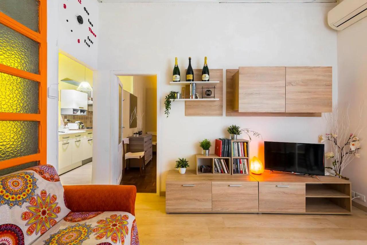 Elly's House Apartment *